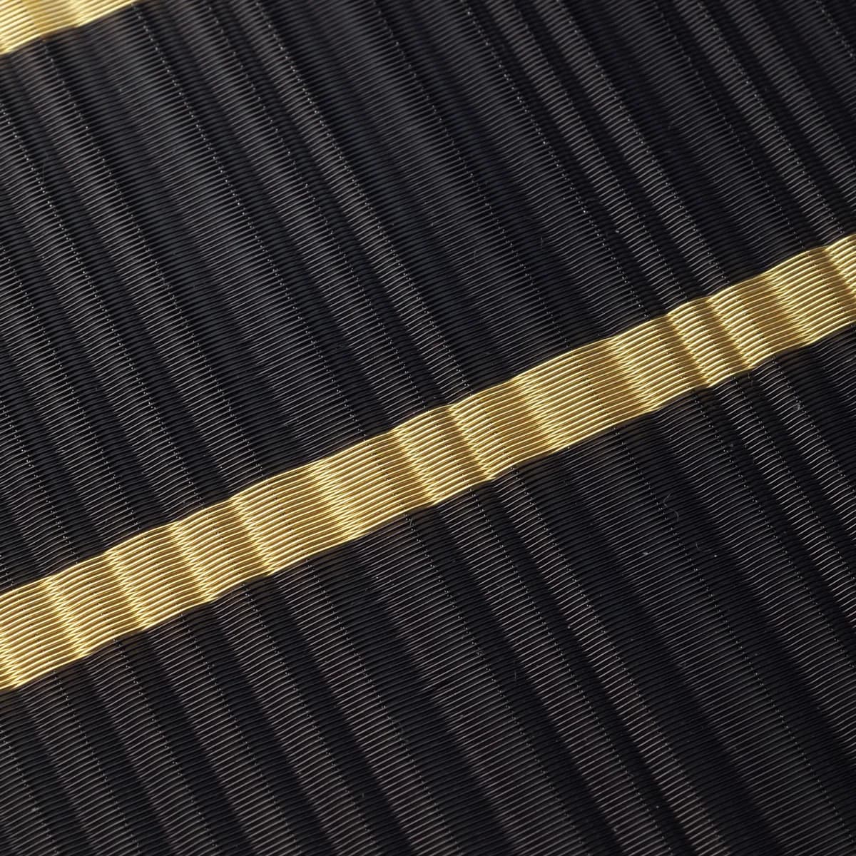Close-view decorative metal mesh detail used to review visible edge quality and finish continuity